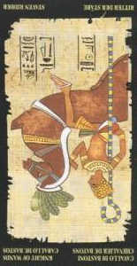 Рыцарь жезлов (перевёрнутый) колода 'Египетское таро'
